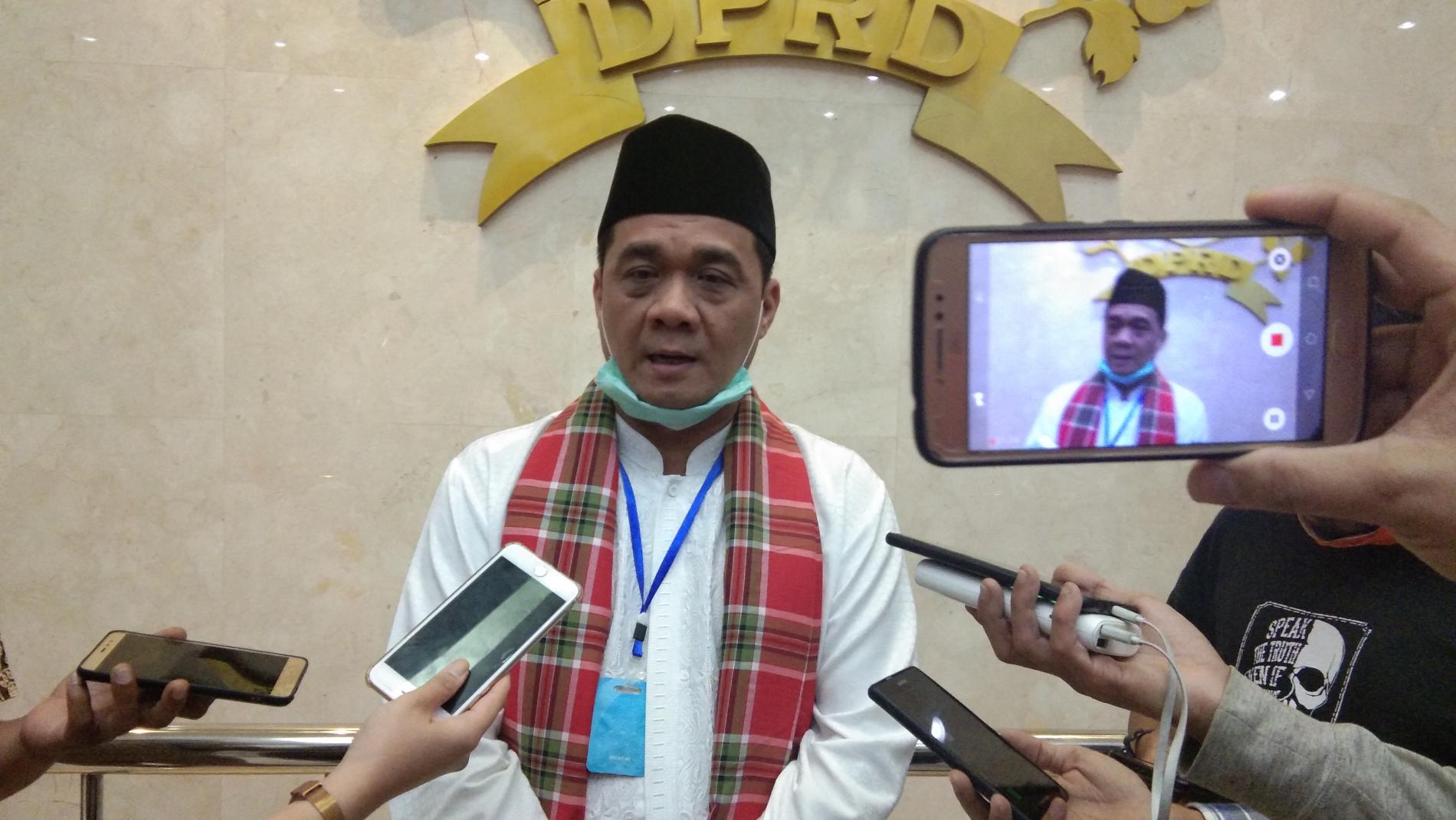 Mantan Wakil Gubernur DKI Jakarta era Anies Baswedan, Ahmad Riza Patria beri sinyal maju di Pilgub DKI. (foto: ist)