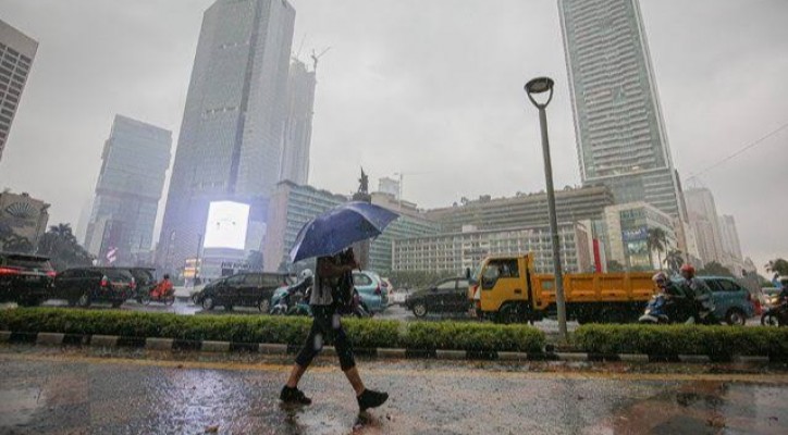 Prakiraan cuaca Jakarta hari ini, Rabu, 3 April 2024 berpotensi hujan ringan hingga sedang disertai petir di seluruh wilayah. (ist)