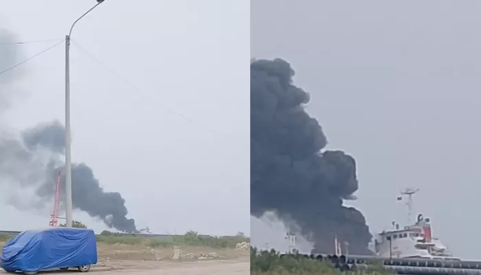 Kapal BBM terbakar di Pelabuhan KBN Marunda, Cilincing, Jakarta Utara hari ini Selasa, 2 April 2024 hingga terdengar suara ledakan. (Foto: Instagram @jakut.info)