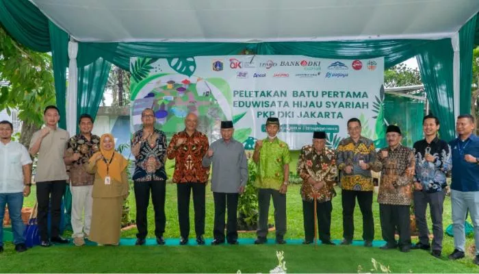 Peletakan batu pertama Eduwisata Hijau Syariah di lingkungan PKP DKI Jakarta. (foto: istimewa)