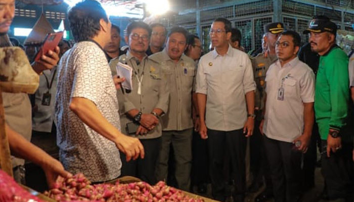Pj Gubernur DKI Jakarta Heru Budi Hartono memastikan jelang Ramadhan 2023 stok bawang merah dan cabai di DKI aman. (ist)