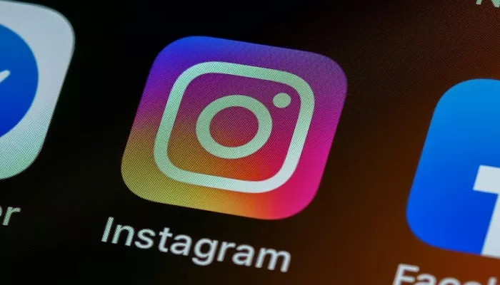 Instagram sediakan fitur untuk membatasi konten politik "Political content". (Foto: Unsplash)